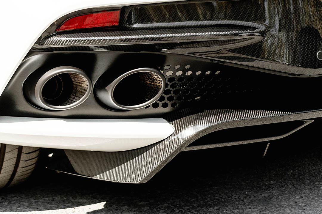 Aston Martin DBS Volante Superleggera - Imagen 23