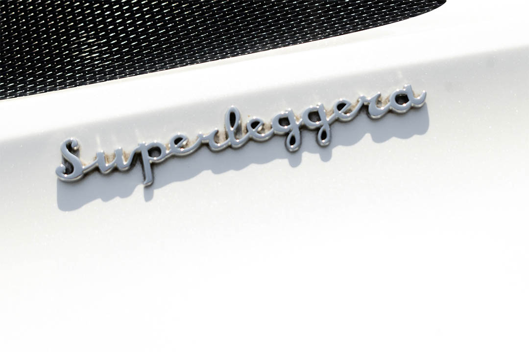 Aston Martin DBS Volante Superleggera - Imagen 17