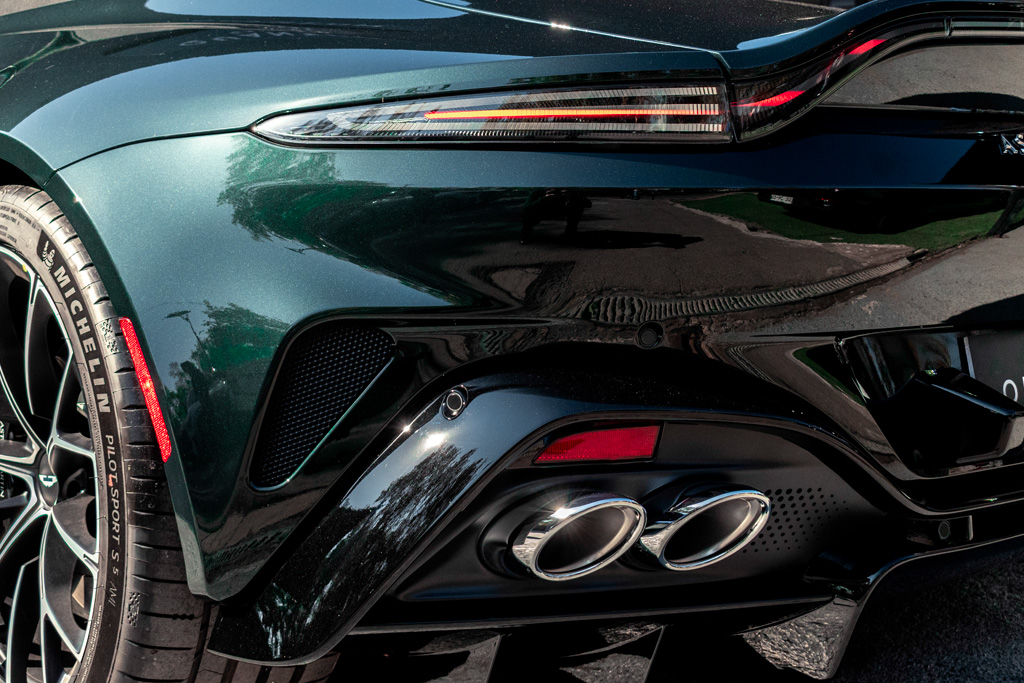 Aston Martin Vantage Roadster - Imagen 14