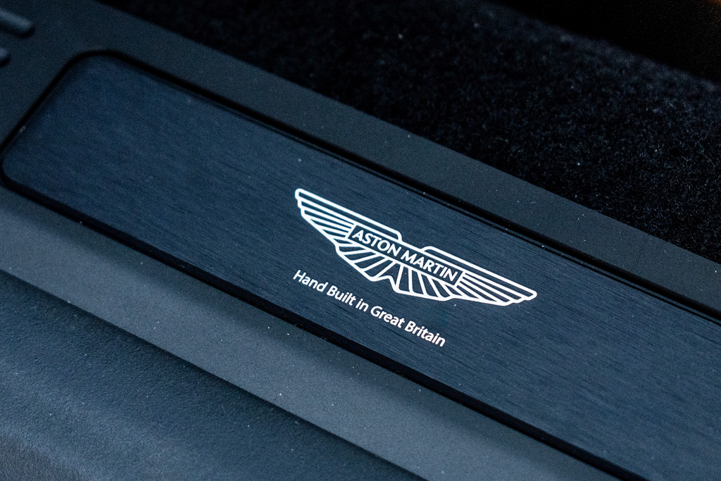 Aston Martin Vantage Roadster - Imagen 23