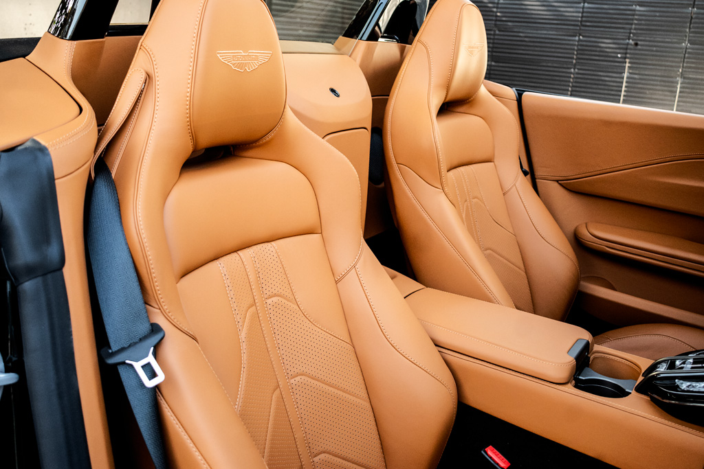 Aston Martin Vantage Roadster - Imagen 17