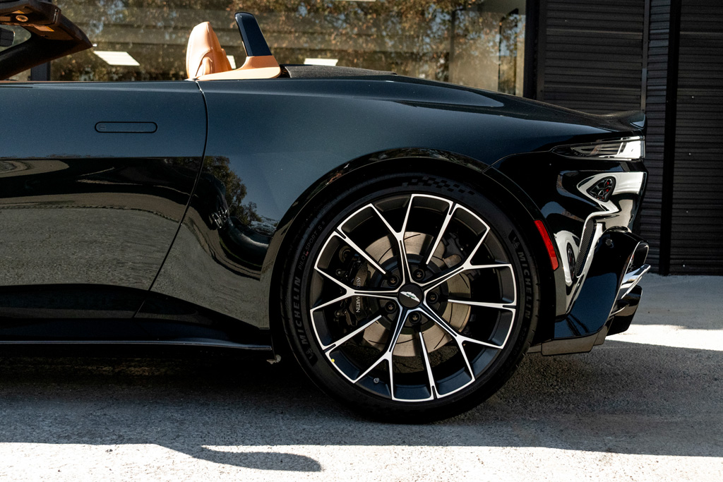 Aston Martin Vantage Roadster - Imagen 8