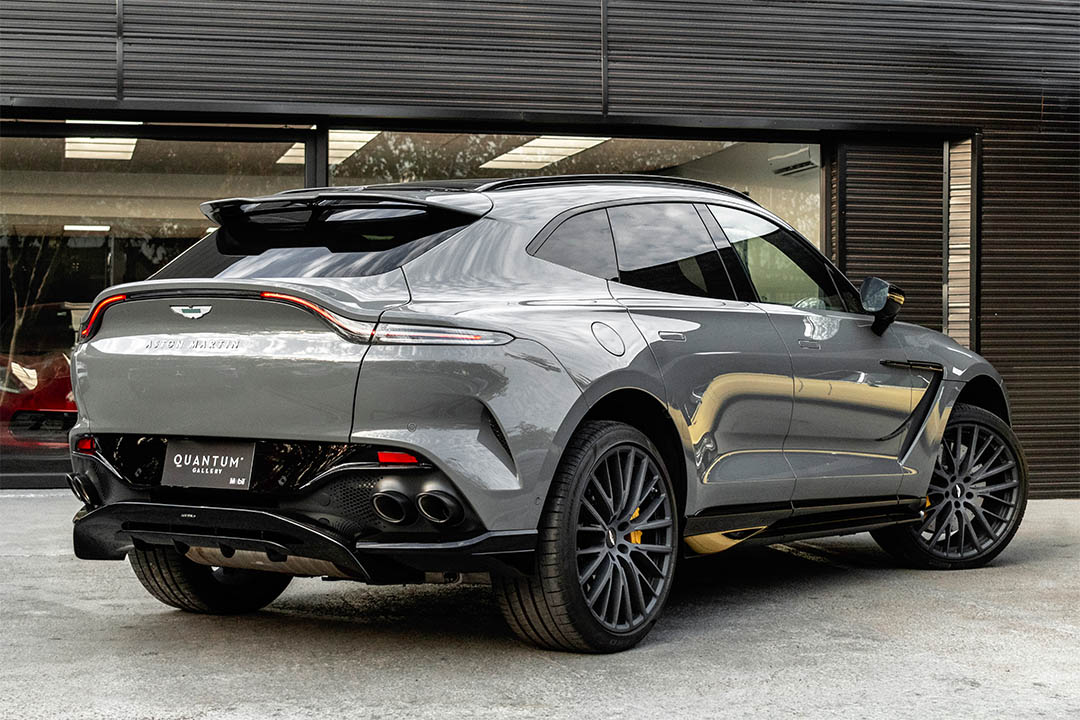 ASTON MARTIN_0027_AFL_5850-Edit 13