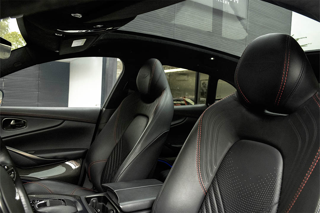 Aston Martin DBX 2023 - Imagen 29