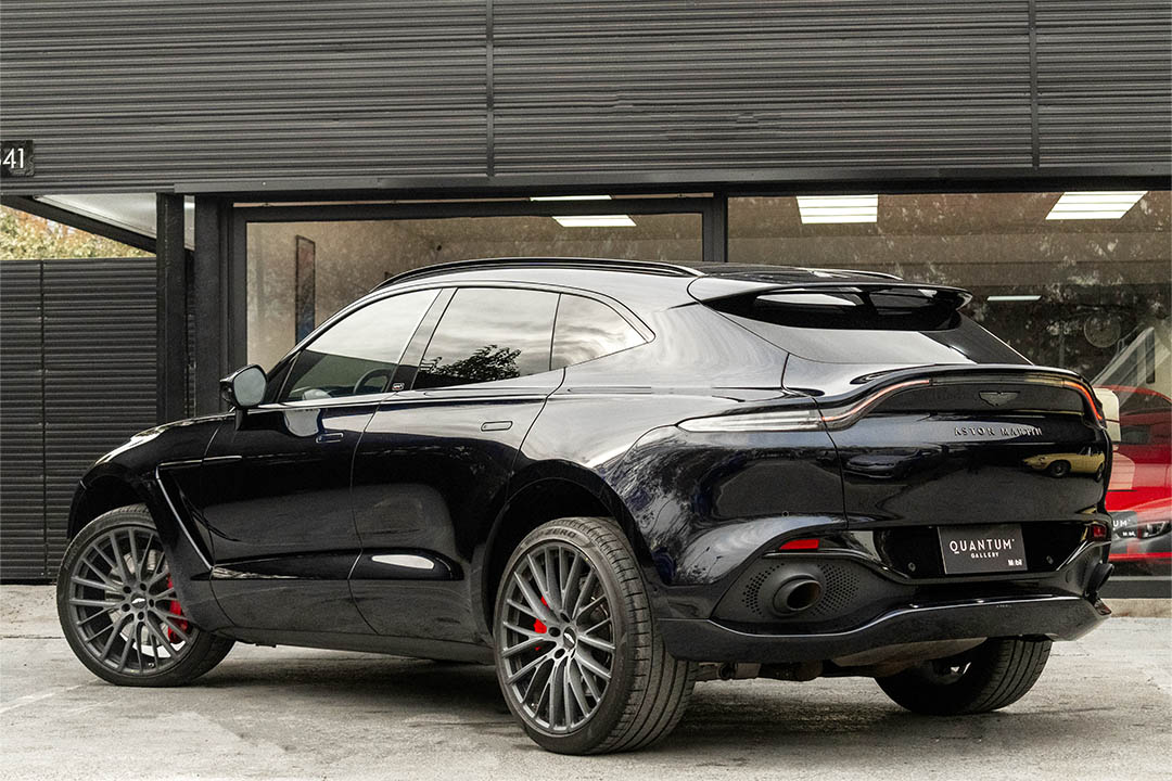 Aston Martin DBX 2023 - Imagen 7