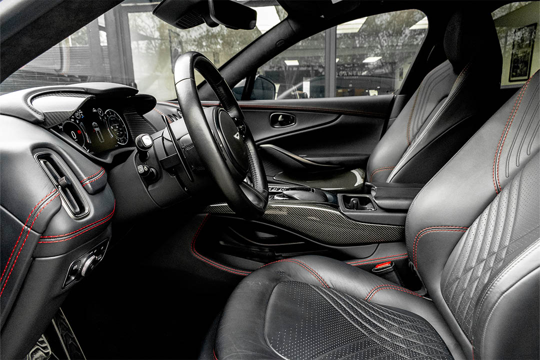 Aston Martin DBX 2023 - Imagen 15