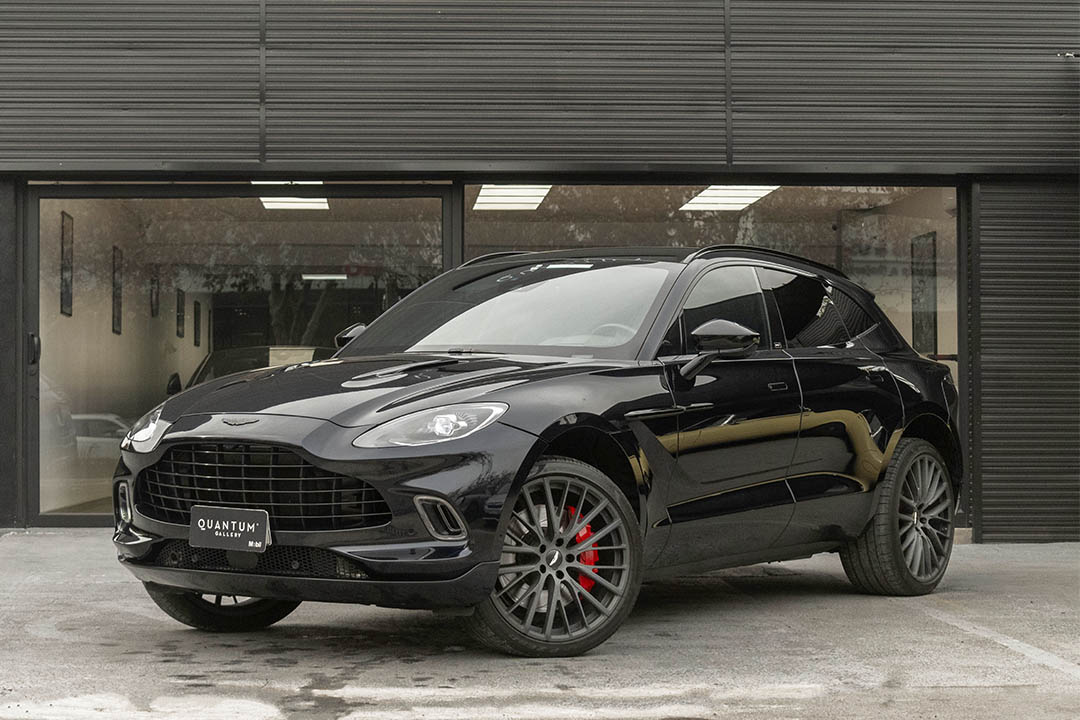 Aston Martin DBX 2023 - Imagen 4