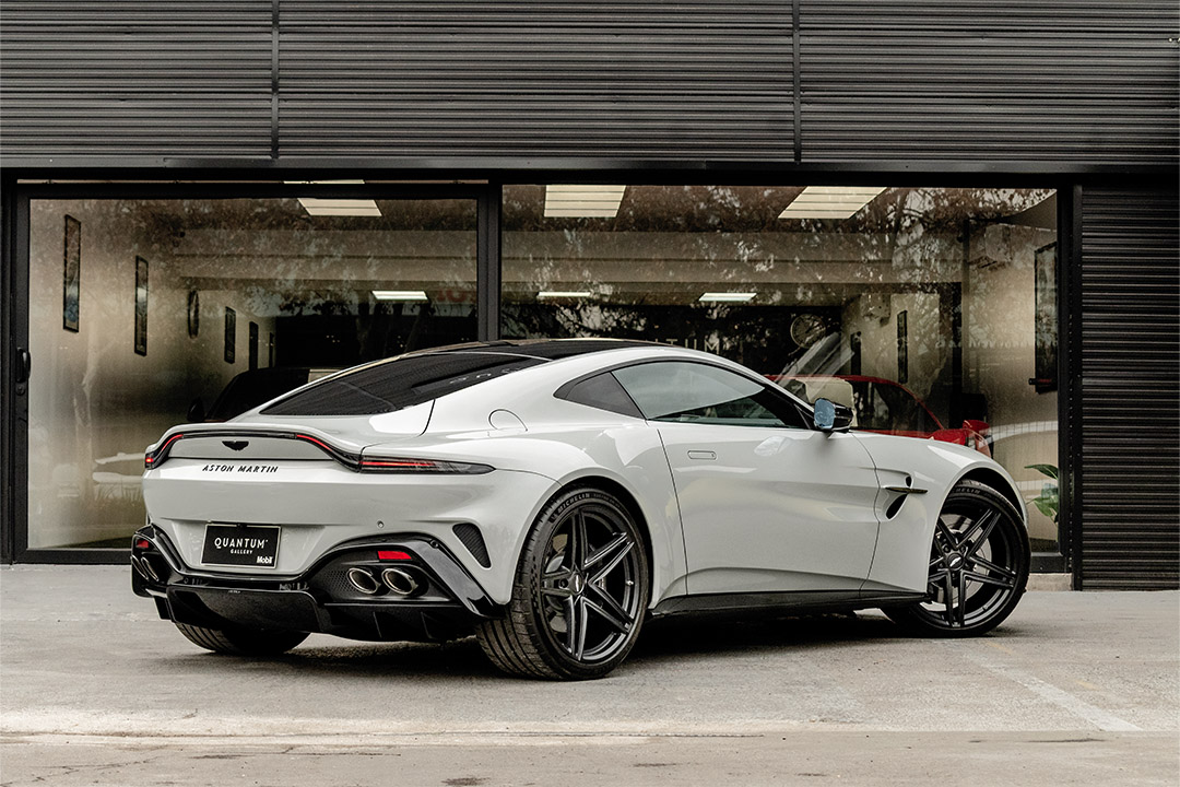 AM_1_0004_AFL_7374-2-Edit aston martin 23