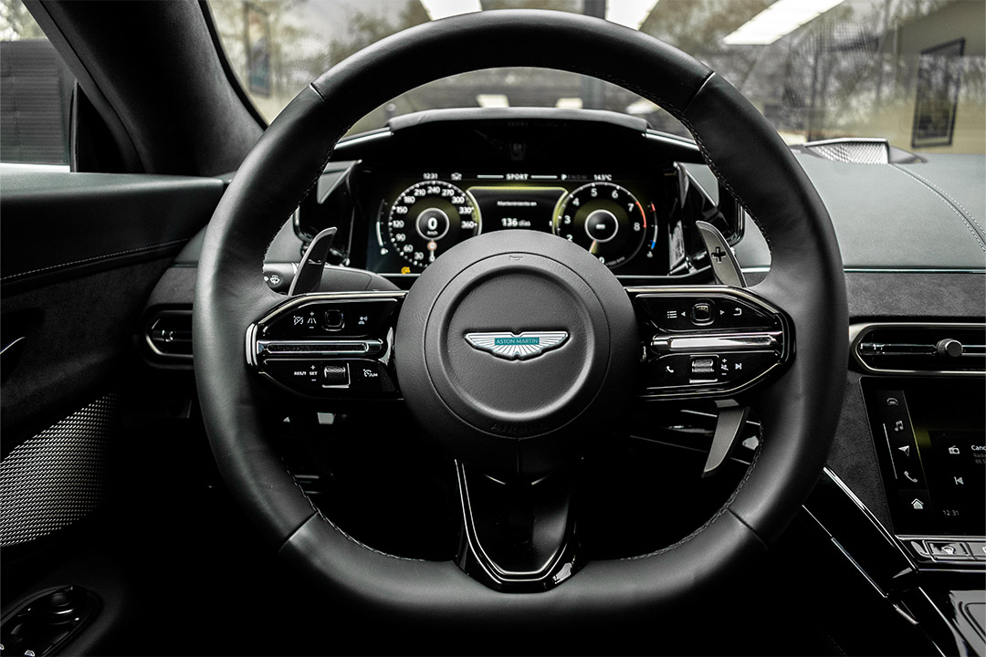AM_1_0020_AFL_7274-Edit aston martin vantage 5
