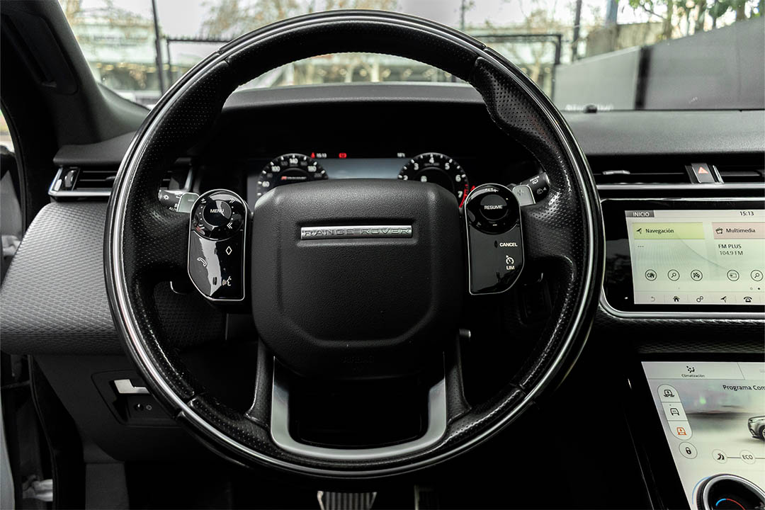RANGE ROVER_0001_AFL_7624-Edit velar 24