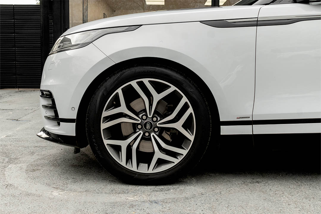 RANGE ROVER_0020_AFL_7561-2-Edit velar 7