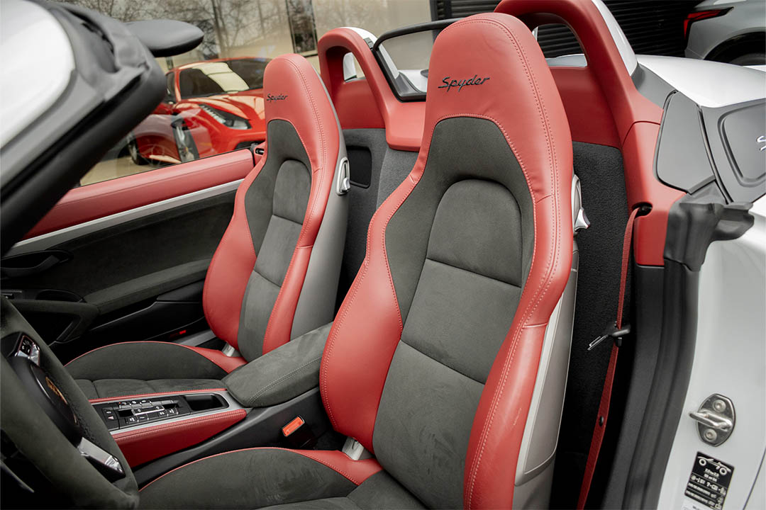 PORSCHE_0011_AFL_8603-Edit 718 16