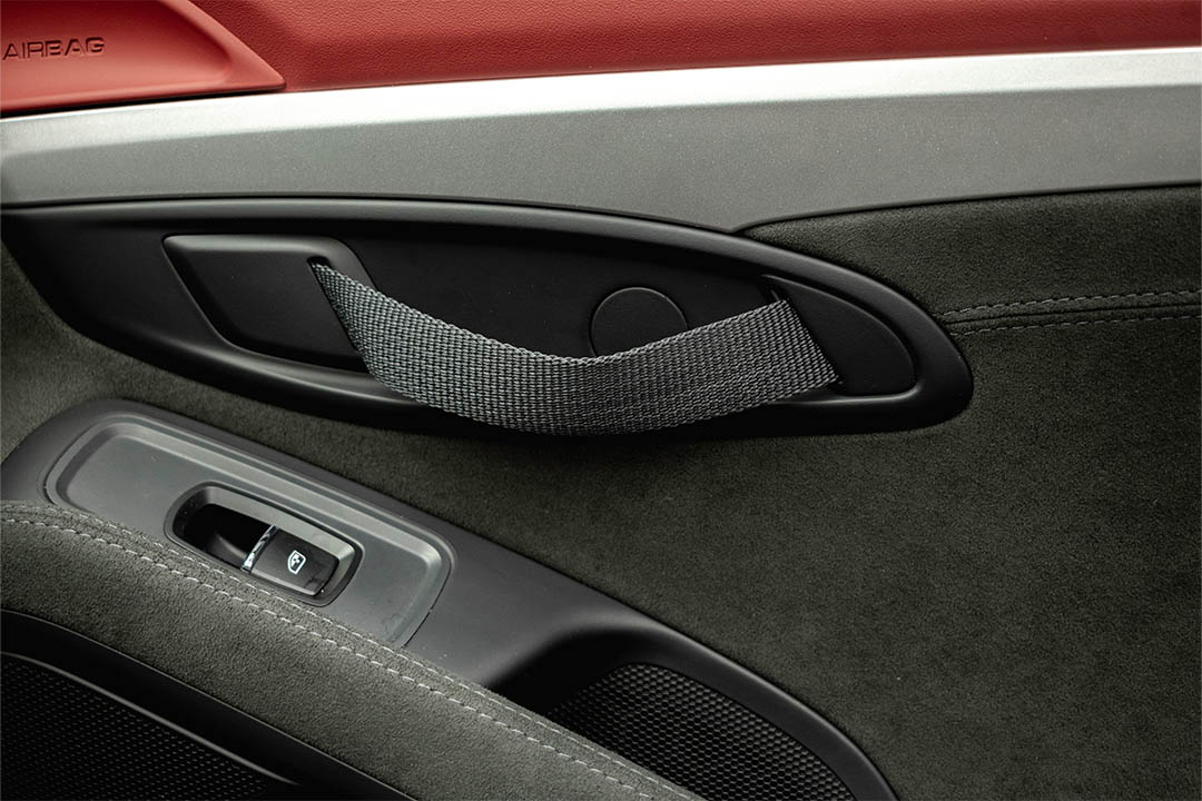 PORSCHE_0013_AFL_8599-Edit 718 18