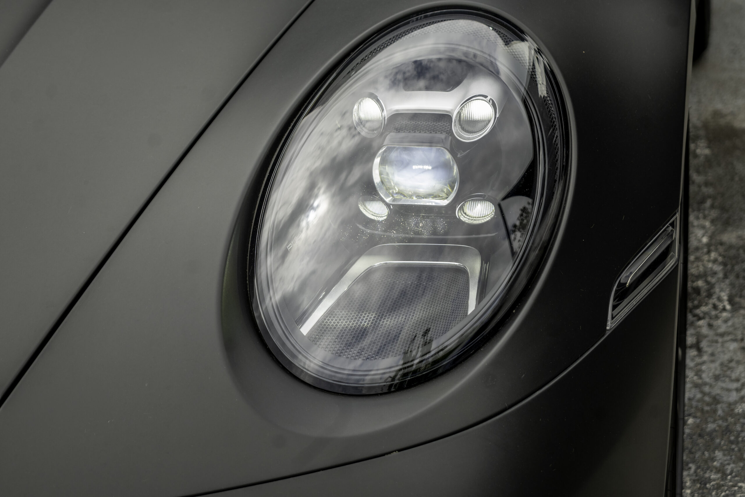 AFL_9582-Edit PORSCHE 9